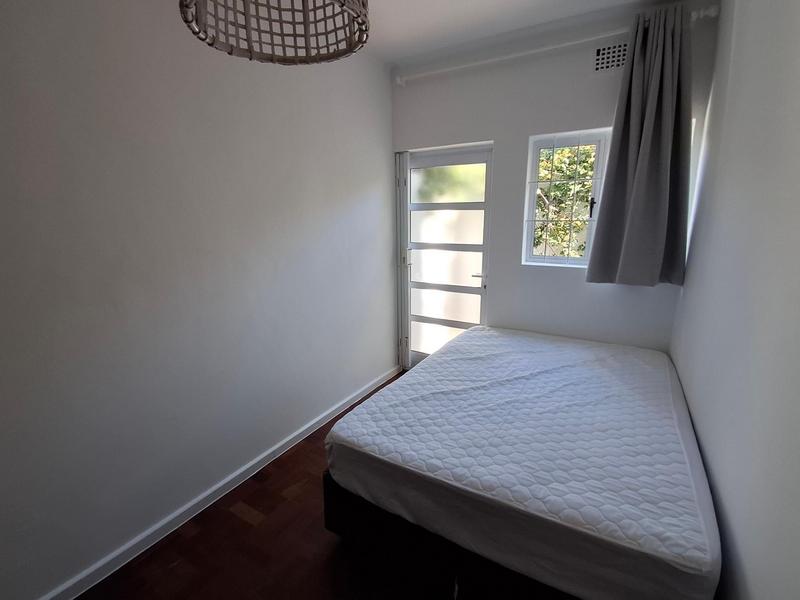 To Let 3 Bedroom Property for Rent in Vredehoek Western Cape